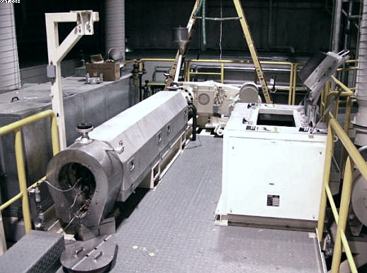 AUTOMATIK Extruder & Spin Beam, 1989 yr. AUTOMATIK Extruder & Spin Beam, 1989 yr.